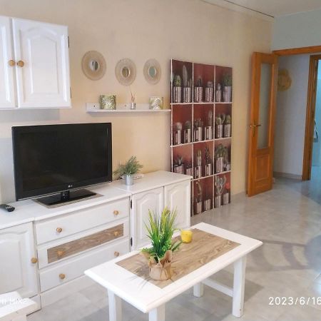 شقة Pink Catia Coqueto Piso Playa Del Cura تورّيفيِخا المظهر الخارجي الصورة