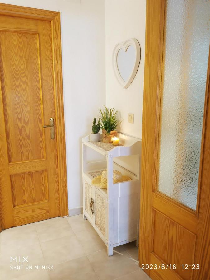 شقة Pink Catia Coqueto Piso Playa Del Cura تورّيفيِخا المظهر الخارجي الصورة
